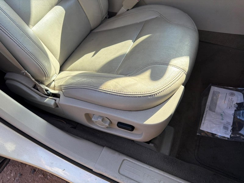 Used Front Left Seat Front fits: 2010 Ford Taurus bucket air bag leath