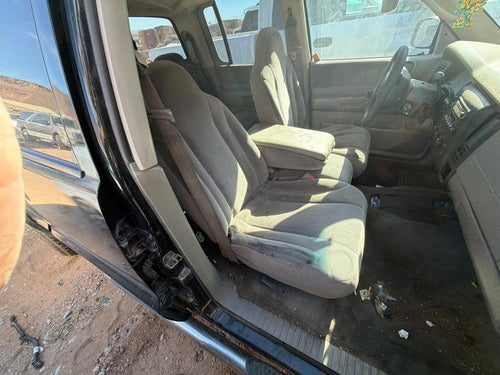Used Front Center Seat Front fits: 2002 Dodge Dakota without air bag b