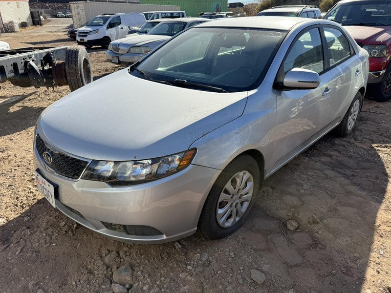 Used Wheel fits: 2013 Kia Forte road 15x5-1/2 steel 13 hole Grade A