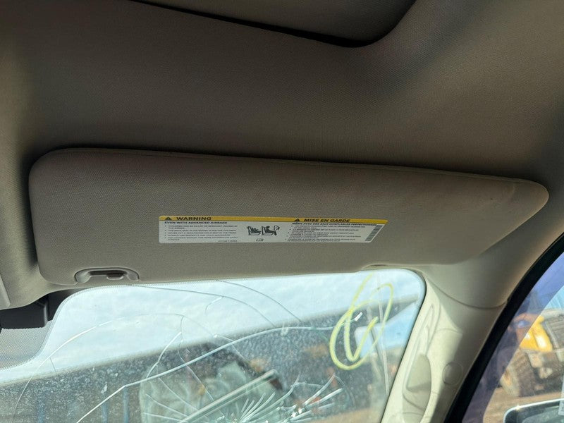 Used Right Sun Visor fits: 2015 Ram Dodge 1500 pickup w/illumination R