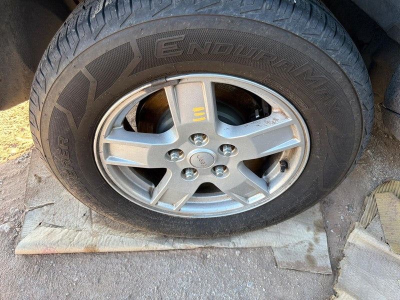 Used Wheel fits: 2005 Jeep Grand cherokee 17x7-1/2 Laredo Grade A