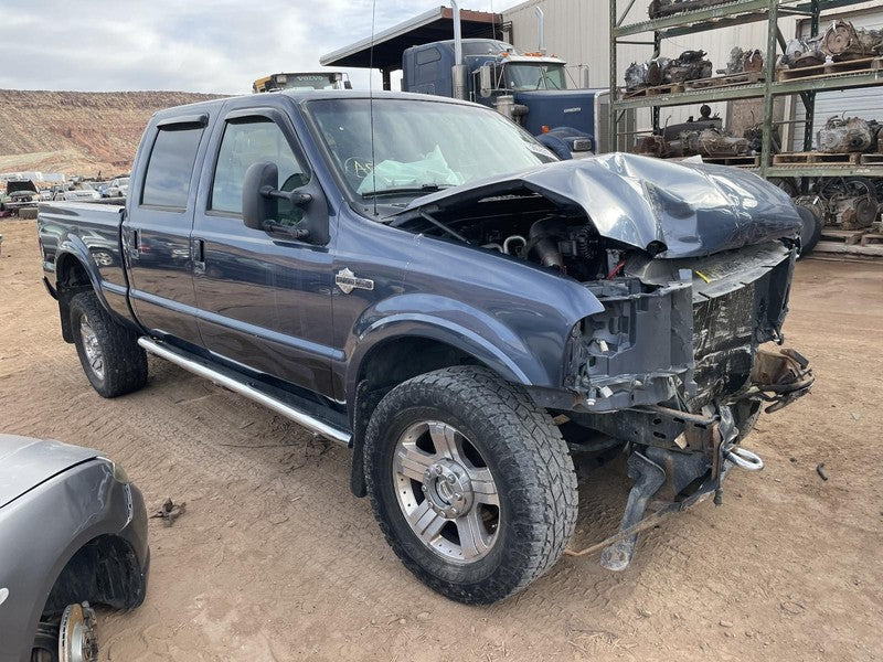 Used Wheel fits: 2007 Ford F350SD PICKUP 20x8 H-D edition package Grad