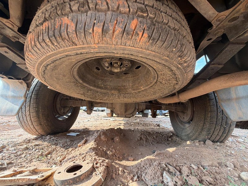 Used Wheel fits: 2000 Ford Ranger 15x6 steel 8 ovals Grade A