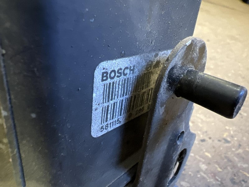 Used ABS Hydraulic Assembly fits: 2005 Land rover Range rover actuator