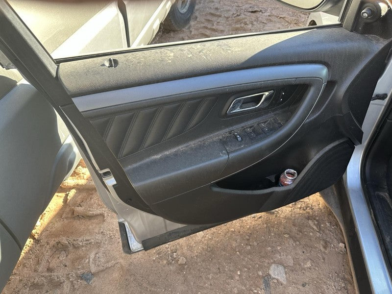Used Left Tail Light Assembly fits: 2011 Ford Taurus quarter panel mou