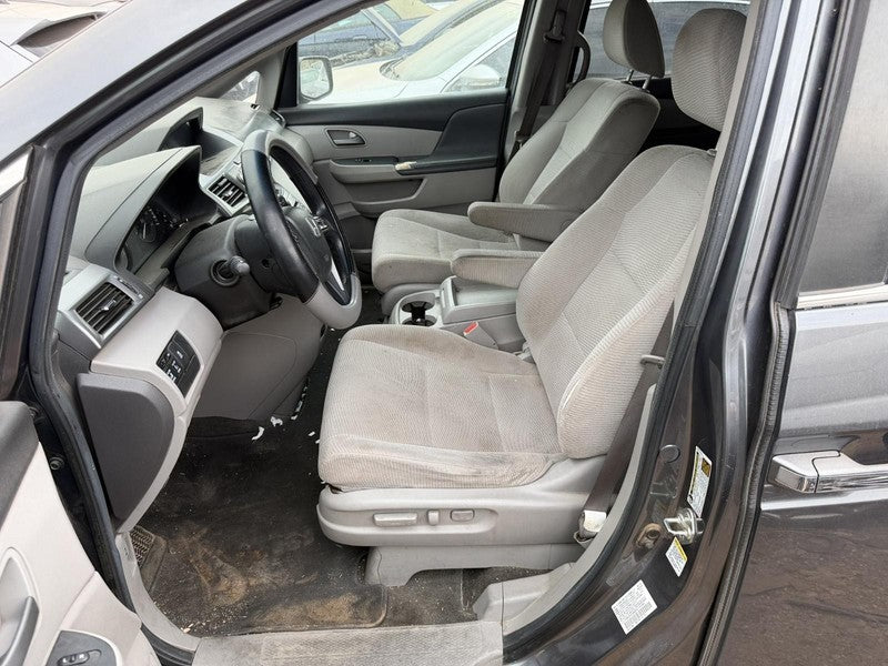 Used Seat Rear fits: 2013 Honda Odyssey Seat Rear Grade A