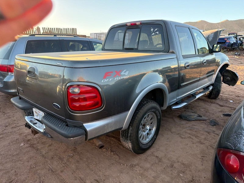 Used Wheel fits: 2003 Ford F150 PICKUP 17x7-1/2 aluminum 10 triangular