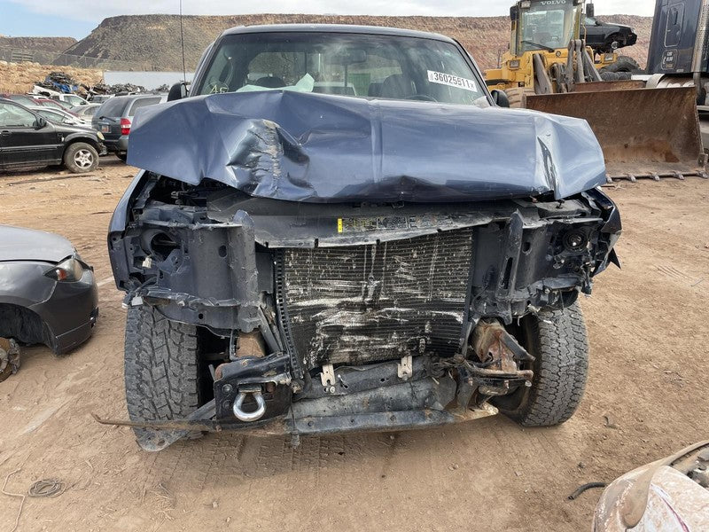 Used Wheel fits: 2007 Ford F350SD PICKUP 20x8 H-D edition package Grad