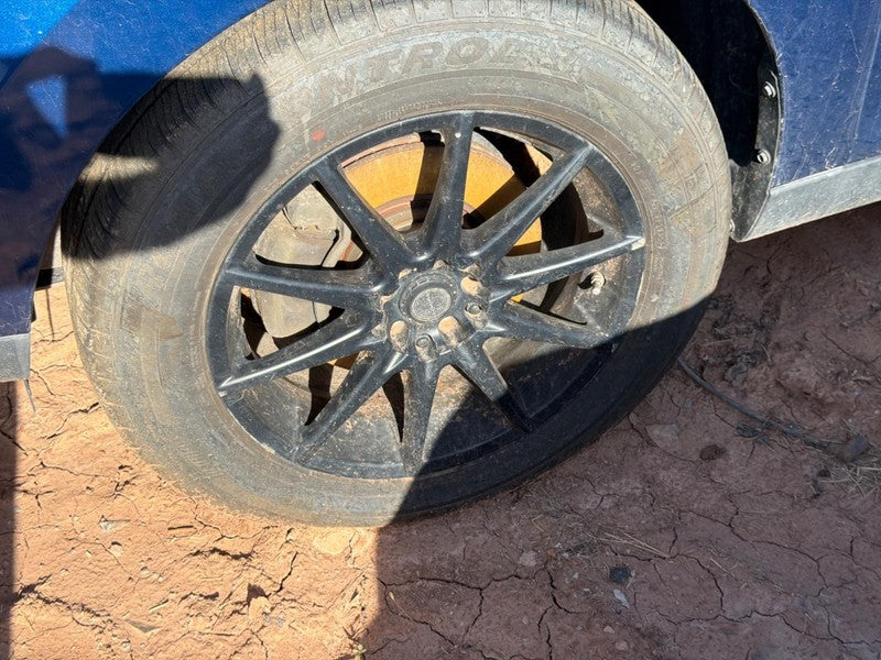 Used Wheel fits: 2015 Hyundai Tucson 17x6-1/2 FCV alloy TPMS Grade C