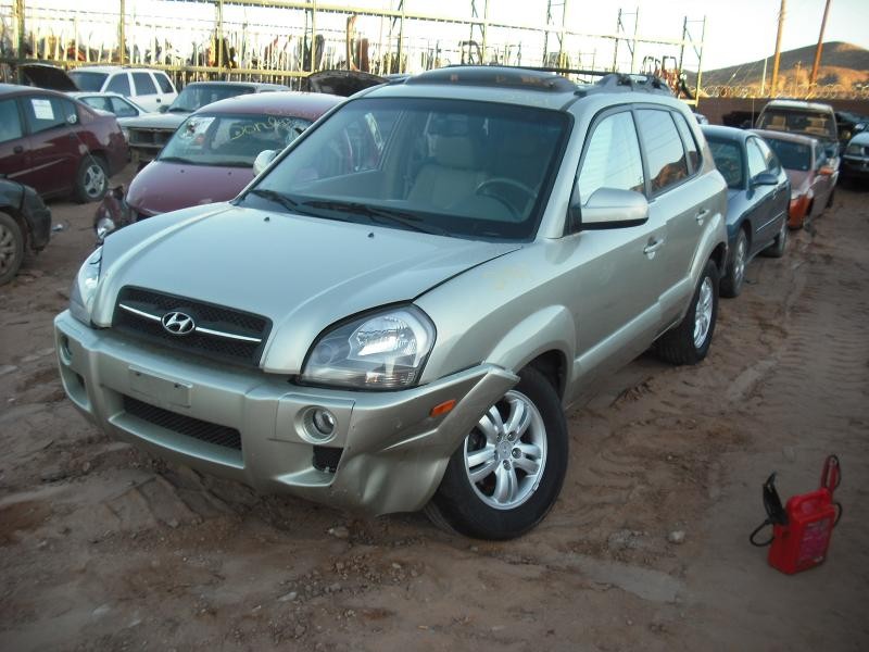 Used Radio Audio fits: 2006 Hyundai Tucson Grade A