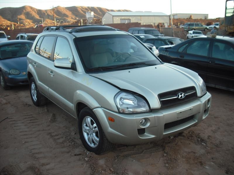 Used Radio Audio fits: 2006 Hyundai Tucson Grade A