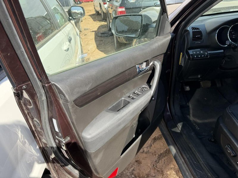Used Radio Audio fits: 2011 Kia Sorento Grade A