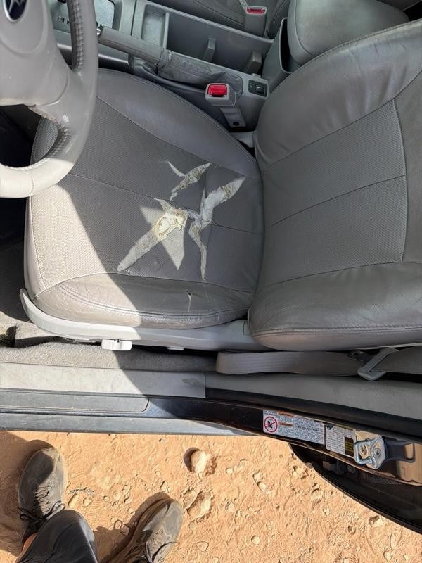 2009 - 2013 Subaru Forester Driver Side Front Seat bucket, leather, el
