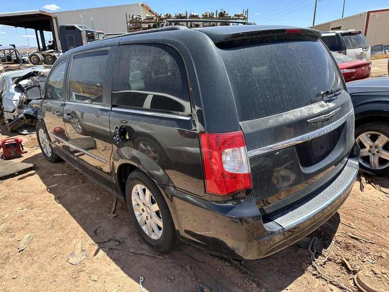Used Left Tail Light Assembly fits: 2013 Chrysler Town & country Left 