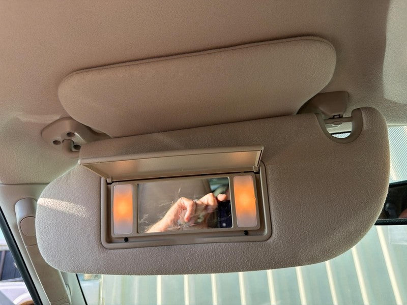 Used Left Sun Visor fits: 2013 Ford Expedition from 3/30/09 L. illumin