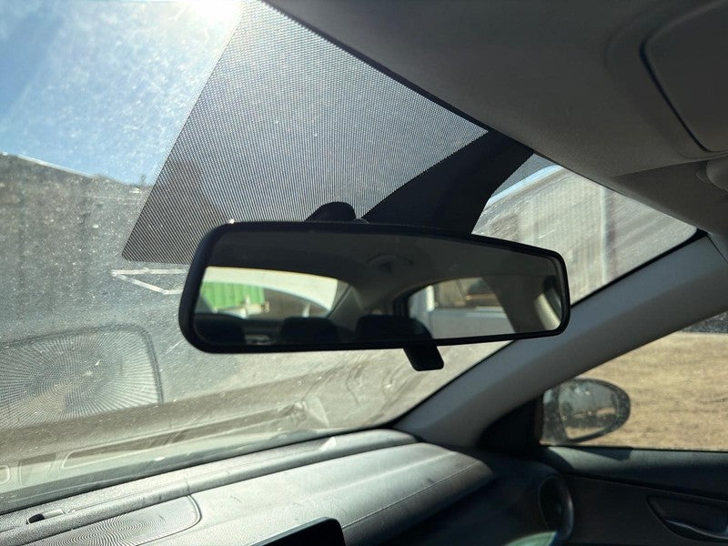 Used Front Center Interior Rear View Mirror fits: 2019 Kia Forte w/o g