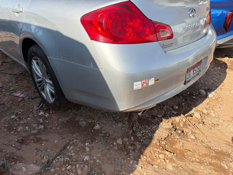 Used Rear Bumper Assembly Rear fits: 2010 Infiniti G37 4 Dr Sdn w/o pa