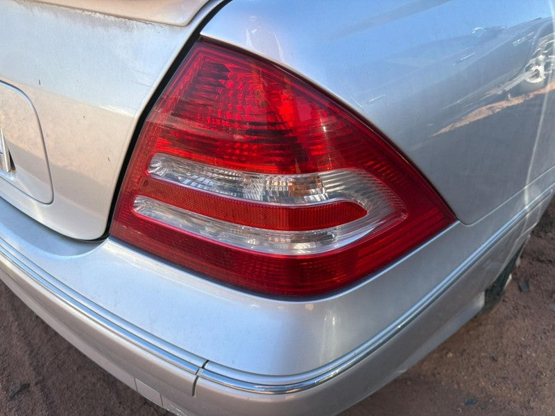 Used Right Tail Light Assembly fits: 2007 Mercedes-benz Mercedes c-cla