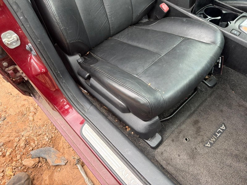 Used Front Right Seat Front fits: 2012 Nissan Altima Cpe bucket air ba