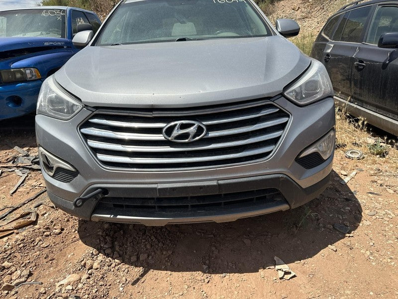 Used Left Headlight Assembly fits: 2014 Hyundai Santa fe Korea built 3