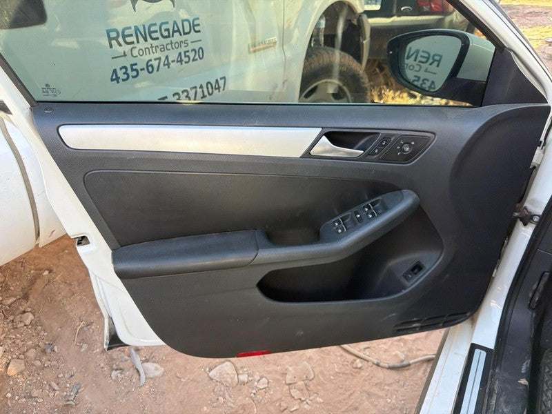 Used Front Left Door Interior Trim Panel fits: 2012 Volkswagen Jetta g