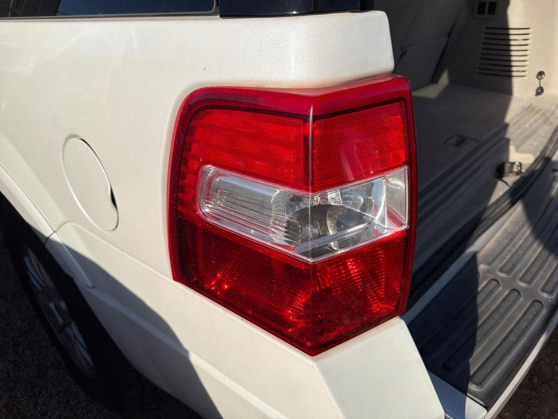 Used Left Tail Light Assembly fits: 2013 Ford Expedition Left Grade A