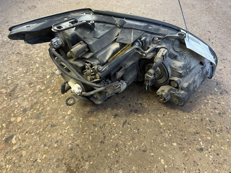 Used Left Headlight Assembly fits: 2008 Lexus RX400H w/xenon HID Left 