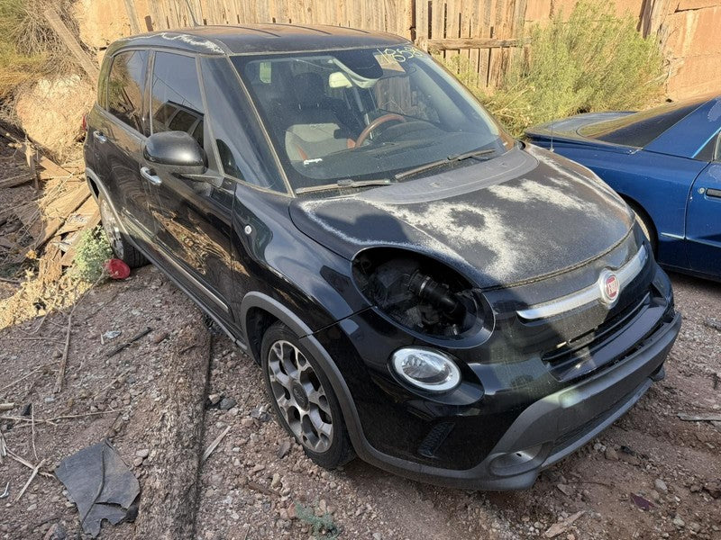 Used Front Right Door Assembly Front fits: 2014 Fiat 500 electric 4 Dr