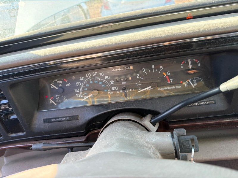 Used Front Right Door Assembly Front fits: 1998 Buick Lesabre Front Ri