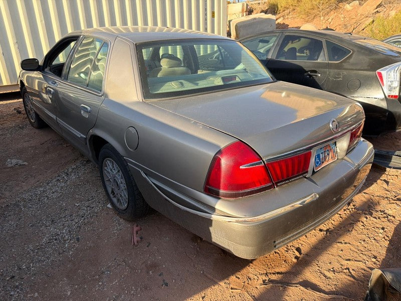 Used Front Right Seat Front fits: 2001 Mercury Grand marquis bench spl