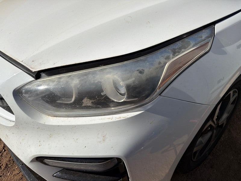 Used Left Headlight Assembly fits: 2019 Kia Forte Sedan halogen projec