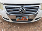 Used Upper Grille fits: 2006 Volkswagen Passat upper w/chrome moulding
