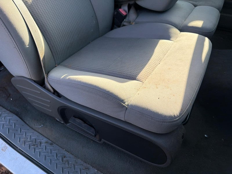 Used Front Right Seat Front fits: 2007 Ford F150 PICKUP New Style benc