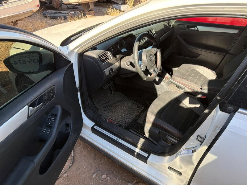Used Front Left Seat Front fits: 2012 Volkswagen Jetta gli Sdn Base bu