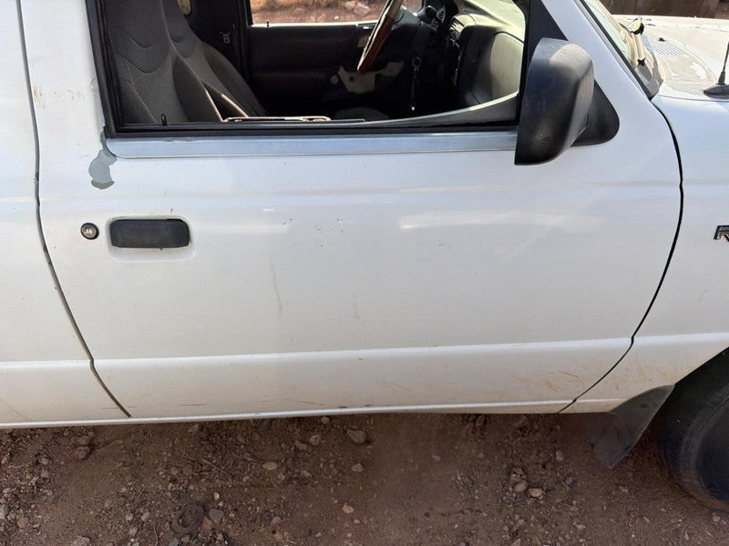 Used Front Right Door Assembly Front fits: 2000 Ford Ranger manual Fro