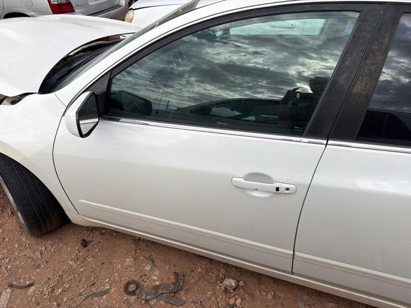 Used Front Left Door Assembly Front fits: 2012 Nissan Altima electric 