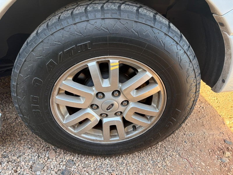 Used Wheel fits: 2013 Ford Expedition 18x8-1/2 aluminum TPMS painted 6