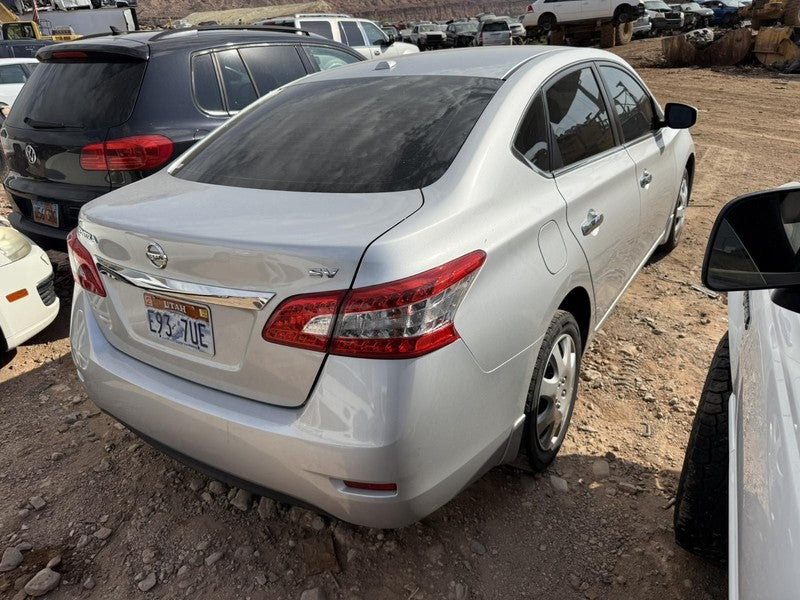 Used Air Cleaner Assembly fits: 2015 Nissan Sentra 1.8 Grade A