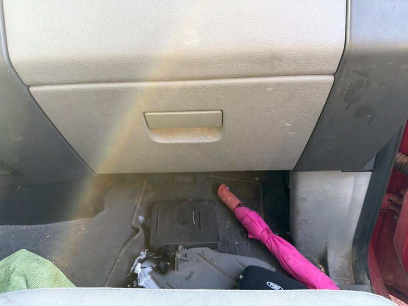 Used Glove Box fits: 2004 Ford F150 PICKUP Glove Box Grade A