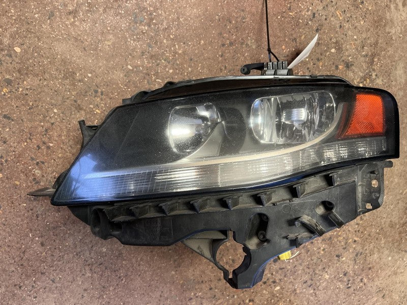 Used Left Headlight Assembly fits: 2009 Audi A4 Sdn halogen L. Left Gr