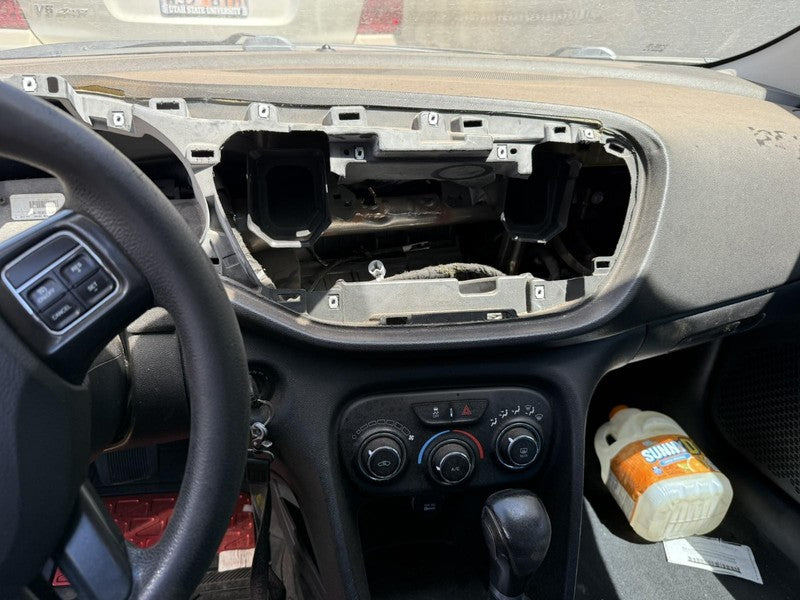 Used Air Cleaner Assembly fits: 2016 Dodge Dart 2.0 Grade A