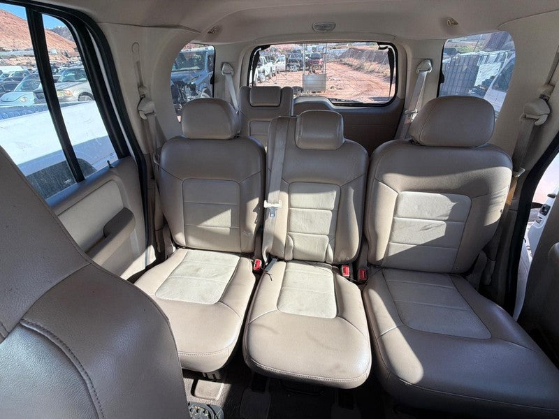 Used Front Right Seat Front fits: 2006 Ford Expedition bucket without 