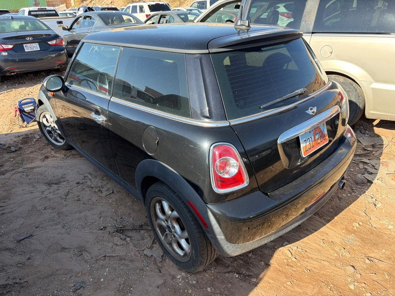 Used Front Right Seat Front fits: 2013 Mini COOPER bucket air bag manu