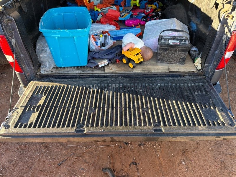 Used Tailgate fits: 2006 Ford F150 PICKUP New Style Styleside box Grad