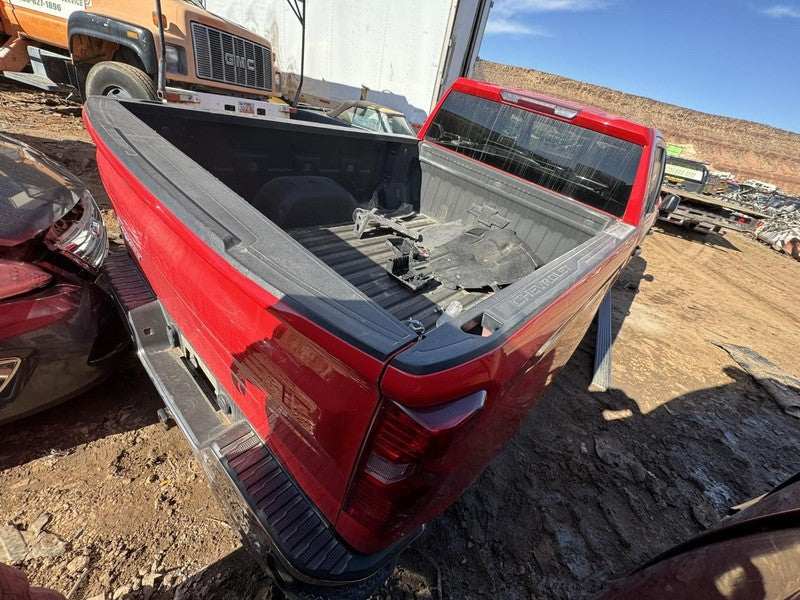 Used Front Right Door Assembly Front fits: 2019 Chevrolet Silverado 15