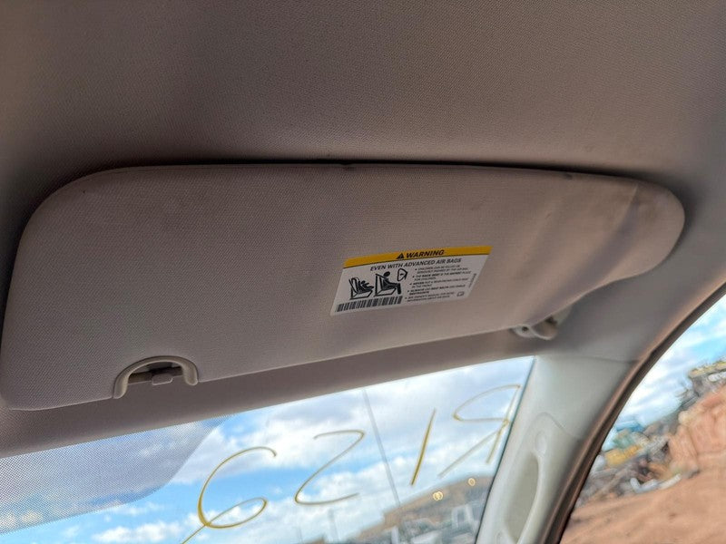 Used Right Sun Visor fits: 2009 Volkswagen Routan w/o illumination Rig