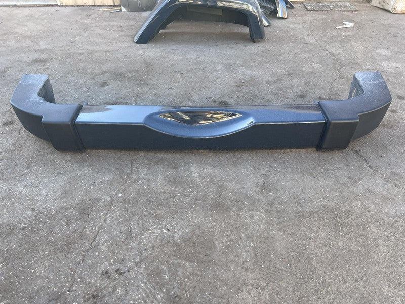 Used Rear Bumper Assembly Rear fits: 2018 Jeep Wrangler Rear Grade A