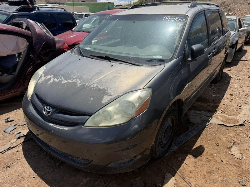2006 Toyota Sienna Transmission Bell Housing