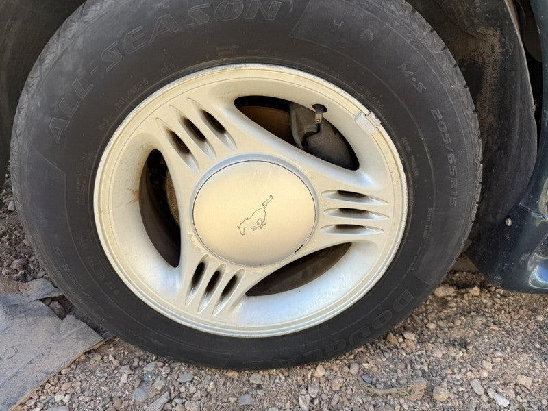 Used Air Cleaner Assembly fits: 1995 Ford Mustang 6-232 3.8 Grade A