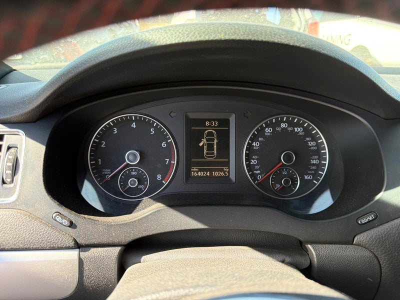 Used Speedometer Gauge fits: 2012 Volkswagen Jetta gli Cluster cluster